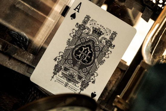Hudson Luxury Playing Cards - Brothers & Bonds Co.